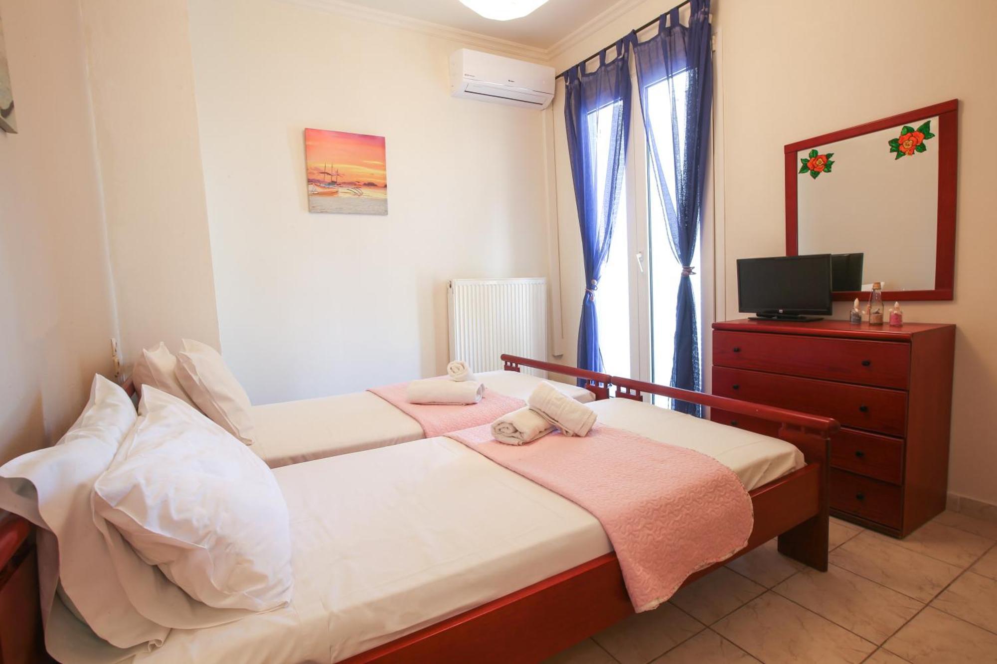 S&C Kosmos Beach Resort Рода Экстерьер фото
