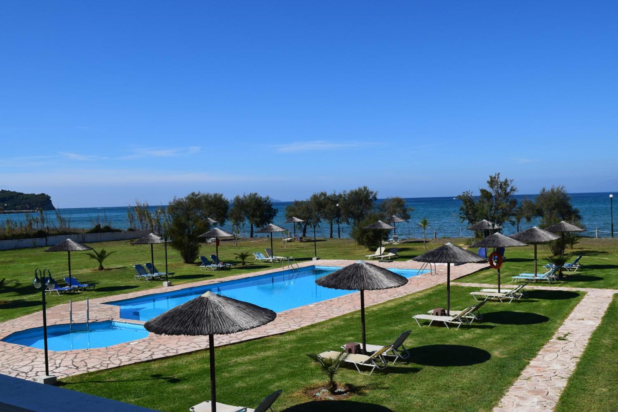 S&C Kosmos Beach Resort Рода Экстерьер фото